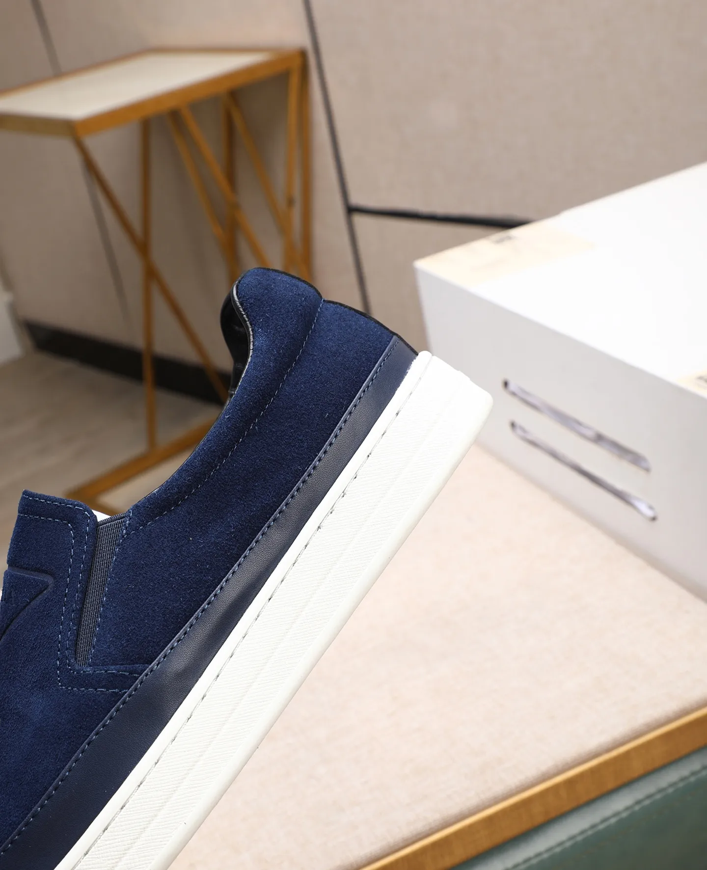 Men's men's shoes 💰440 🌹🌹[PRADA—Prada] latest model 🙈original replica! 👟👟👟Available here. The workmanship is top-notch. The upper is made of Italian 🇮🇹Imported calfskin. ❗️Breathable genuine leather lining @Suitable for travel. The original version has an enlarged engraved sole, making it suitable for all kinds of travels, showing low-key luxury. Let quality speak for itself. Color: Size: 38-44